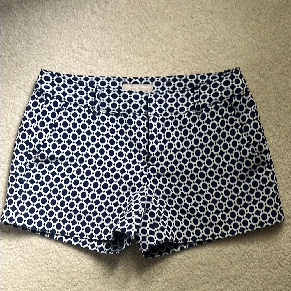 Banana Republic Navy and White Geometric Women's Shorts